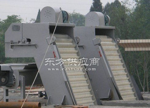 山東格柵機 諸城諾宇環(huán)保 格柵機質(zhì)量可靠圖片